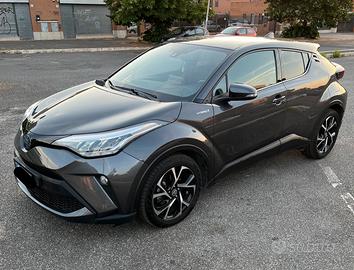 Toyota C-HR 2.0 Hybrid More Business