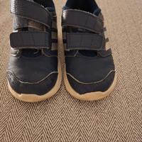 Scarpe Adidas taglia 22