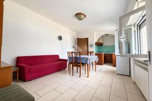 3 LOCALI A FIUMICINO