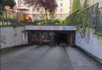 Posto auto Via Bazzini
