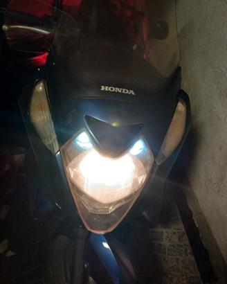 honda silver wing 400 