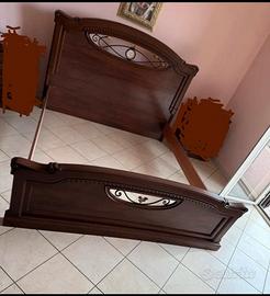Letto Matrimoniale in legno  Con Rete  e Specchio