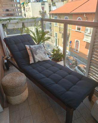 Lettino da esterno Ikea marrone scuro/nero