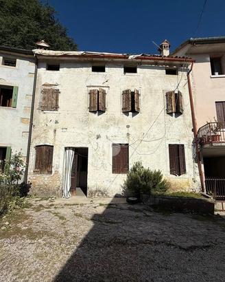 CASA SEMINDIPENDENTE A FARRA DI SOLIGO