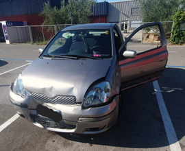 Toyota Yaris 2004 incidentata