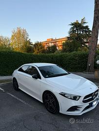 Mercedes classe A 180d Sedane Premium NightEdition