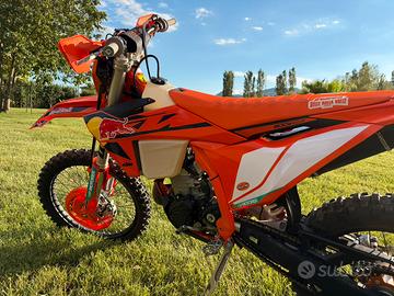 KTM 500 EXC-F Champion Edition 2025 (Solo 7 ore)