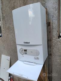 Caldaia Vaillant VMW 282 camera stagna gas metano