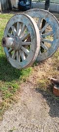 2 Ruote di carro d'epoca 