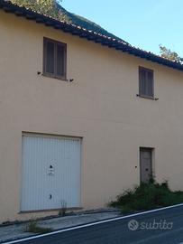 Fabbricato su due piani