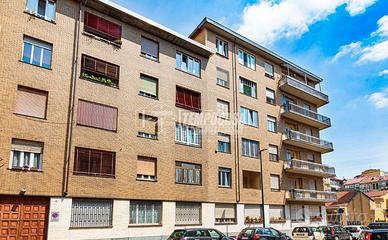 QUADRILOCALE IN via Sarre 4!!