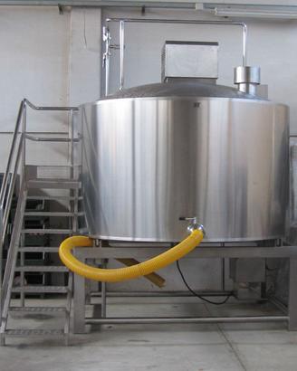 Polivalente chiusa a fondo conico da 8.000 litri