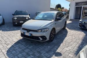 Volkswagen Polo VI 2022 1.0 tsi R-Line 95cv
