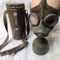 Maschera Anti gas WW 2 completa di custodia 