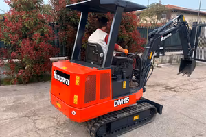 E170 Mini escavatore Hinowa 15 q