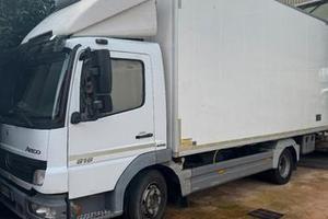 Mercedes atego 818 frigo ganciera atp e braccio gr