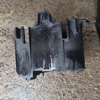 vaschetta porta batteria Ford Fiesta 2007 benzina