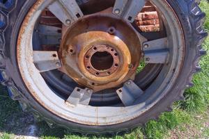 Gomme strette Pirelli 8.3 38