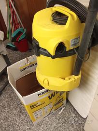 aspirapolvere e pulitrice per parquet 