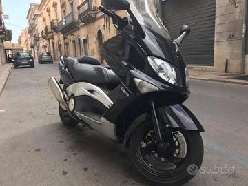 TMAX 500 carburatore - ANNO 2002 - SOLO 22000 km -