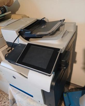 stampante Laserjet color flow mfp m 575