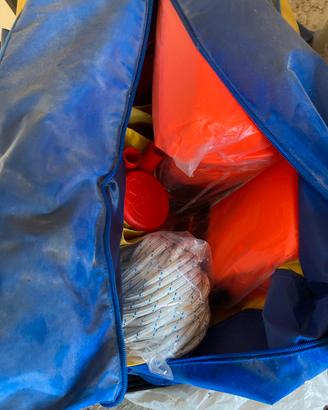 Kit salavataggio 3 miglia 4 persone