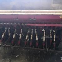 Seminatrice marca Carraro- 2 m