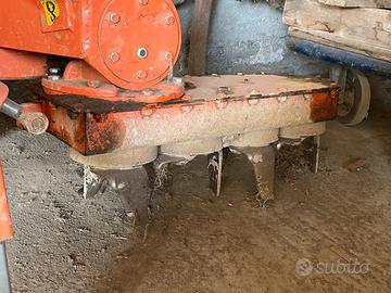 Erpice rotante interceppi