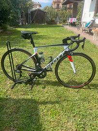 Bici scoot foil10 in carbonio