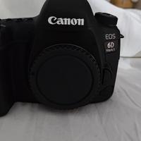 Canon 6D Mark II con uno scatto