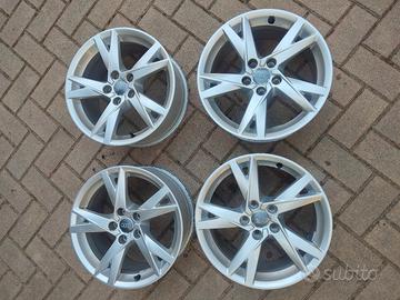 4 cerchi in lega da 17" originali   audi 