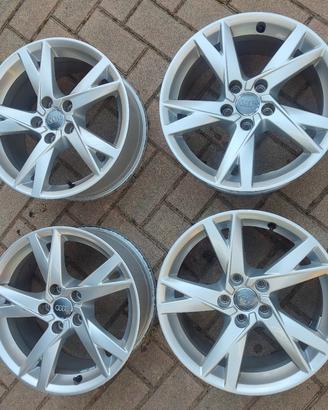 4 cerchi in lega da 17" originali   audi 