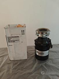 Tritarifiuti Whirpool AMB782