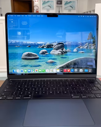 MACBOOK AIR 13" M3 2024 8GB/256GB -BATTERIA 93%