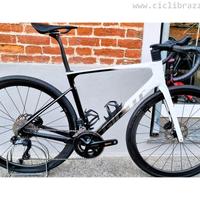 GIANT Defy Advanced Pro 1 - 2024 Tg.M 105 di2 2x12
