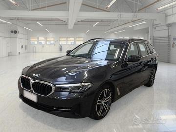 BMW 520 XDRIVE BUSINESS AUTO MH48V TOURING STATION