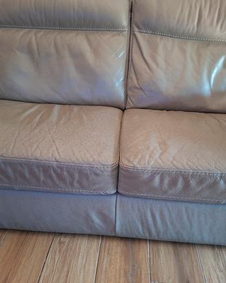 Divano pelle grigio