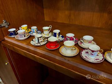 Lotto 13 tazzine vintage
