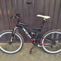 Mountain bike bi ammortizzata