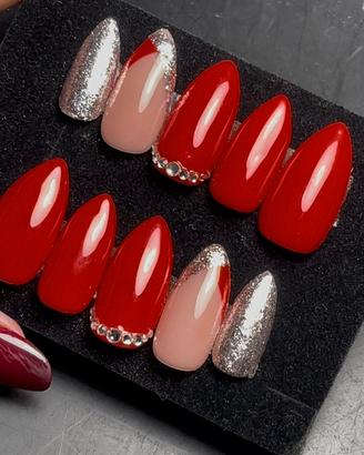 Press-On Nails Artigianali in Gel