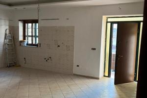 ? Appartamento spazioso in zona centrale - Melito