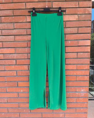 Pantalone verde a zampa a palazzo a vita alta