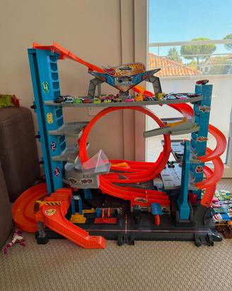 Garage ultimate hotwheels