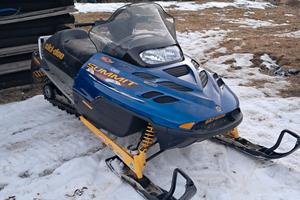 skidoo summit 600 2000'