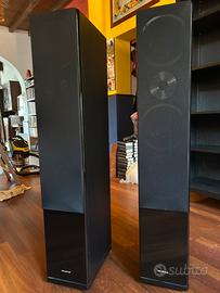 Altoparlanti a torre