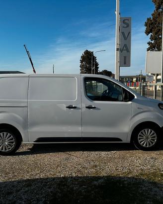Fiat Scudo anno 2022 2000 diesel 145 cv