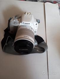 Macchina fotografica canon eos 100d bianca 