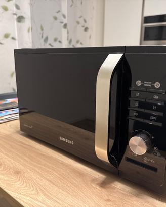Forno Microonde Samsung MG23F302TAK