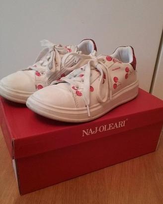 Sneakers bimba n. 33