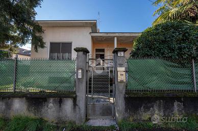 VILLA SINGOLA A ALBIATE